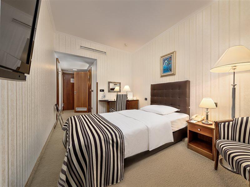 Hotel Dubrovnik Zagreb Extérieur photo